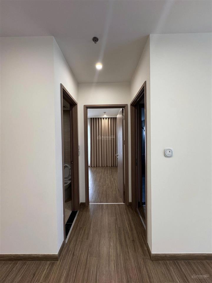 Cc cho thuê căn hộ 2pn2 tại tòa gs6 nguyên bản đã thêm bếp, rèm giá 10,5tr xem nhà 0974 325 ***