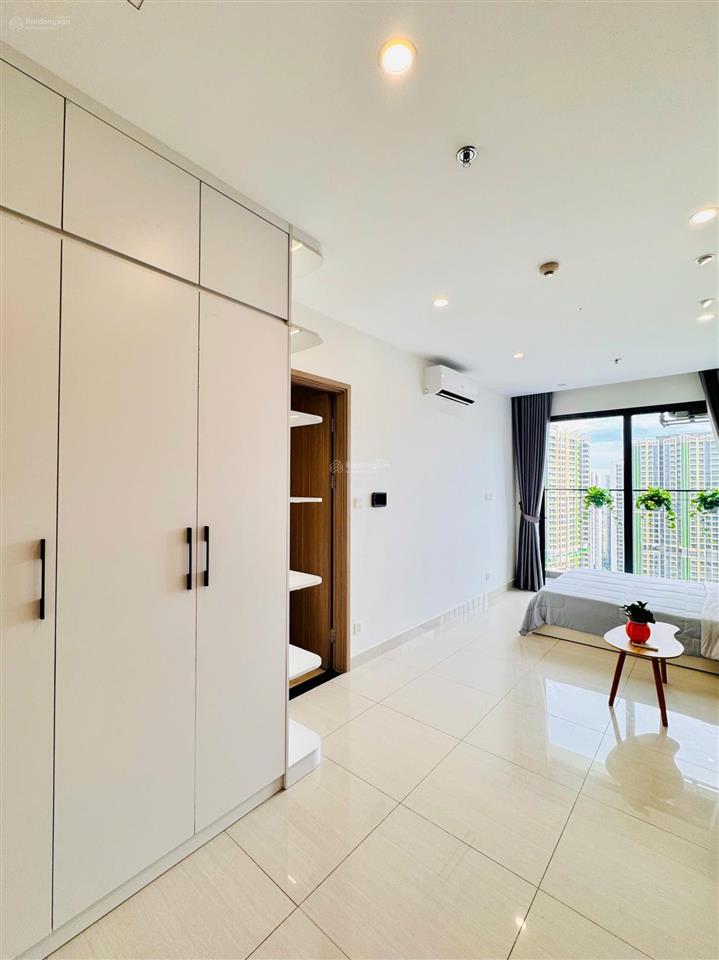 Siêu rẻ 2,36 tỷ studio s4 full nội thất đẹp xỉu hướng mát, tầng cao xem nhà  0974 325 ***