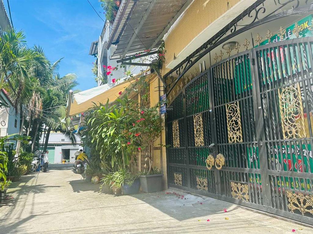 Bán nhà 2 mặt tiền hxh phạm hùng quận 8 1 trệt 1 lầu 3pn