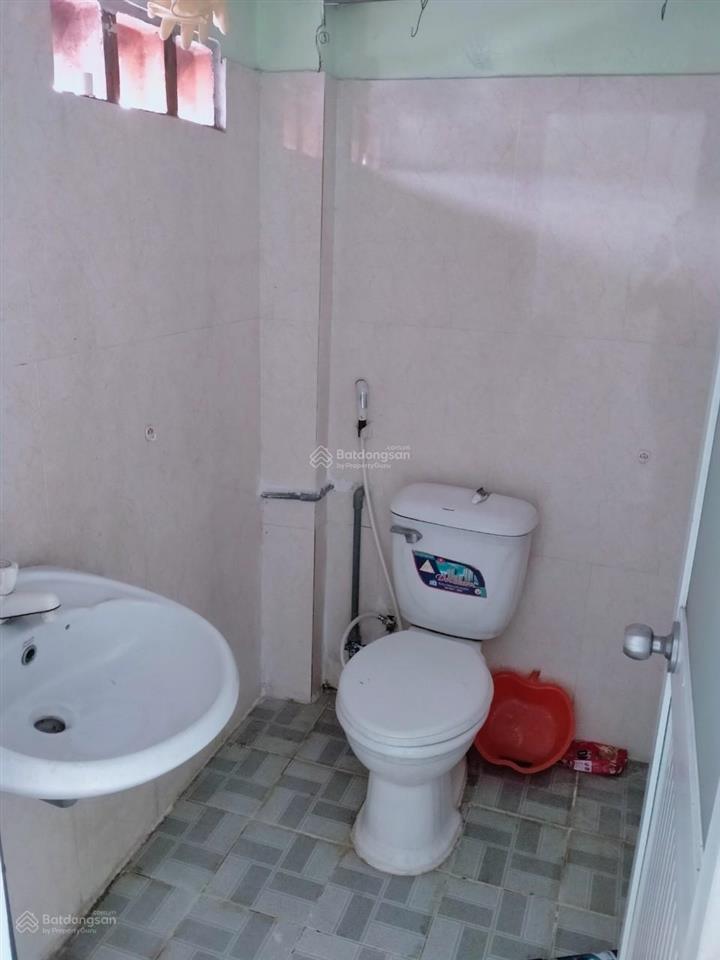 Phòng trọ có gác lửng cho thuê gần chợ hiệp thành giờ giấc tự do