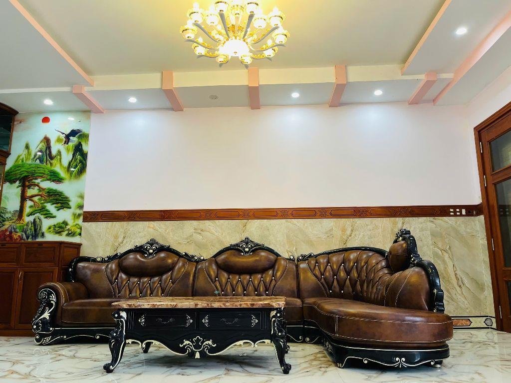 Cho thuê nguyên căn phúc an  full nội thất 18 triệu/tháng