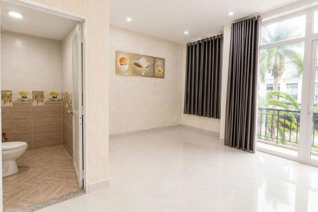 Phúc an city nơi con bạn đi học 5 phút, vợ đi chợ 2 phút, chồng đi làm hcm 30 phút