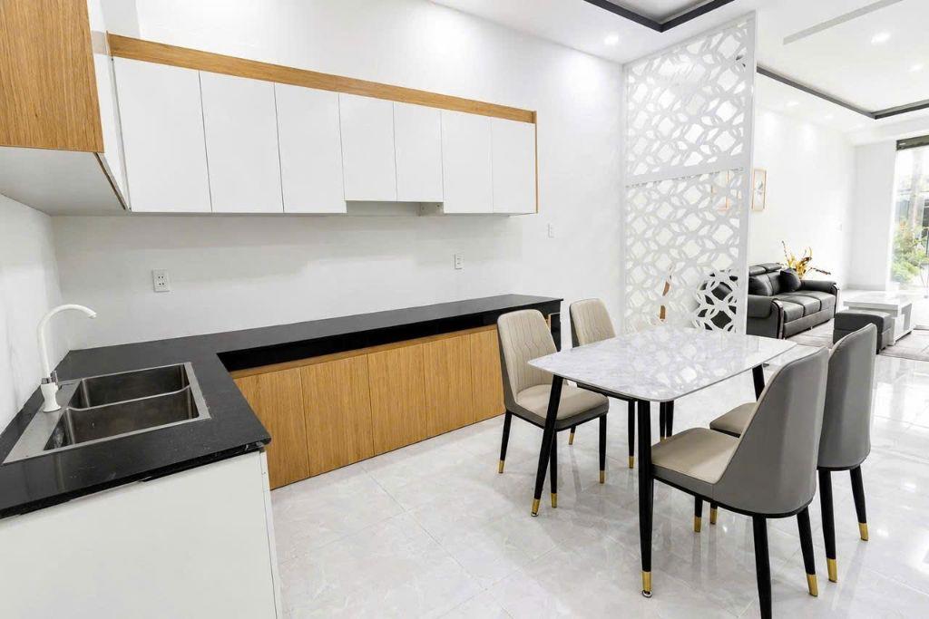Phúc an city nơi con bạn đi học 5 phút, vợ đi chợ 2 phút, chồng đi làm hcm 30 phút