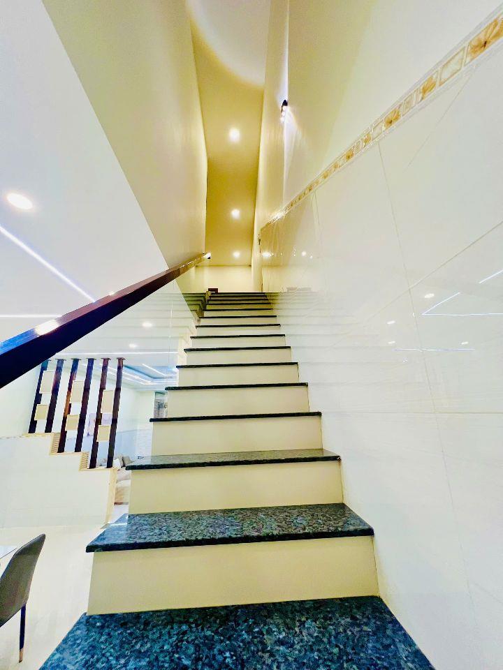 Cách cổng Phúc An City 30m còn căn nhà đẹp 85m2, SHR hoàn công | 1 trệt 2 lầu