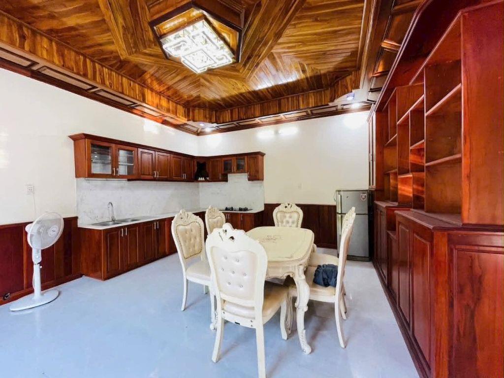 Căn góc view công viên 8,5m x 15m đối diện công viên - cả nhà và đất = 4 tỷ 500 triệu