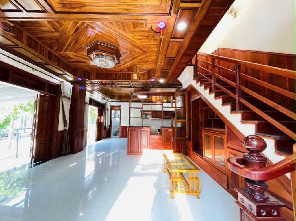 Căn góc view công viên 8,5m x 15m đối diện công viên - cả nhà và đất = 4 tỷ 500 triệu