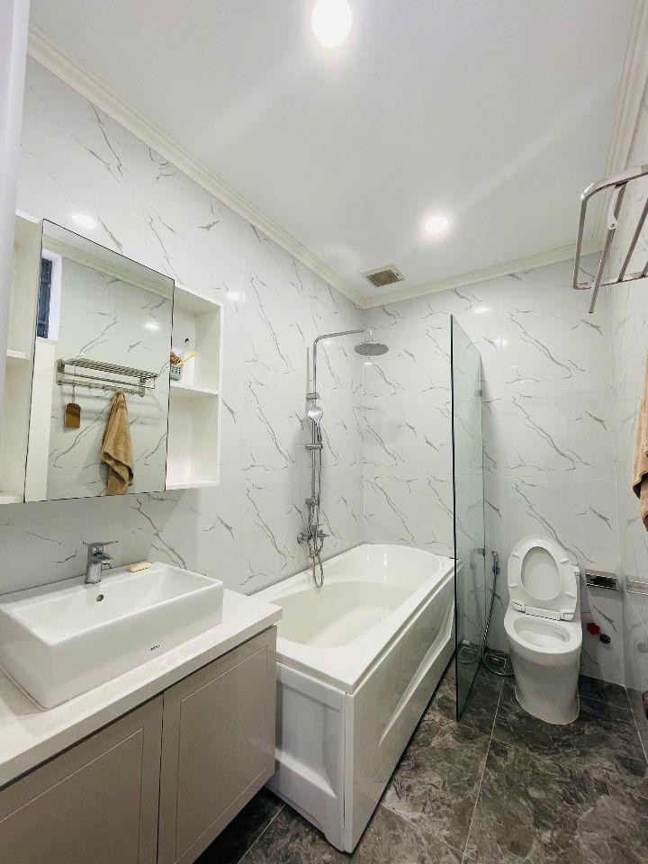 (18 triệu/tháng). 4 phòng ngủ full nội thất| nhà mới 100% tại phúc an city khu biệt thự