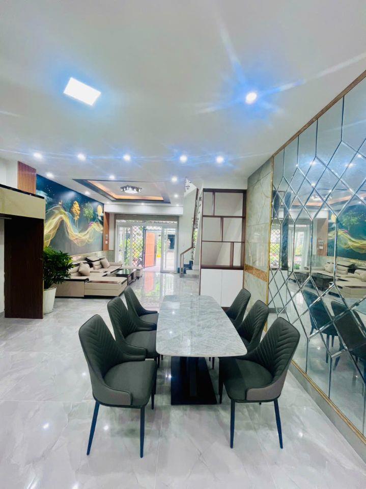 Sát nách TP. HCM, sở hữu nhà phố Phúc An City full tiện ích trường học, bệnh viện, chợ