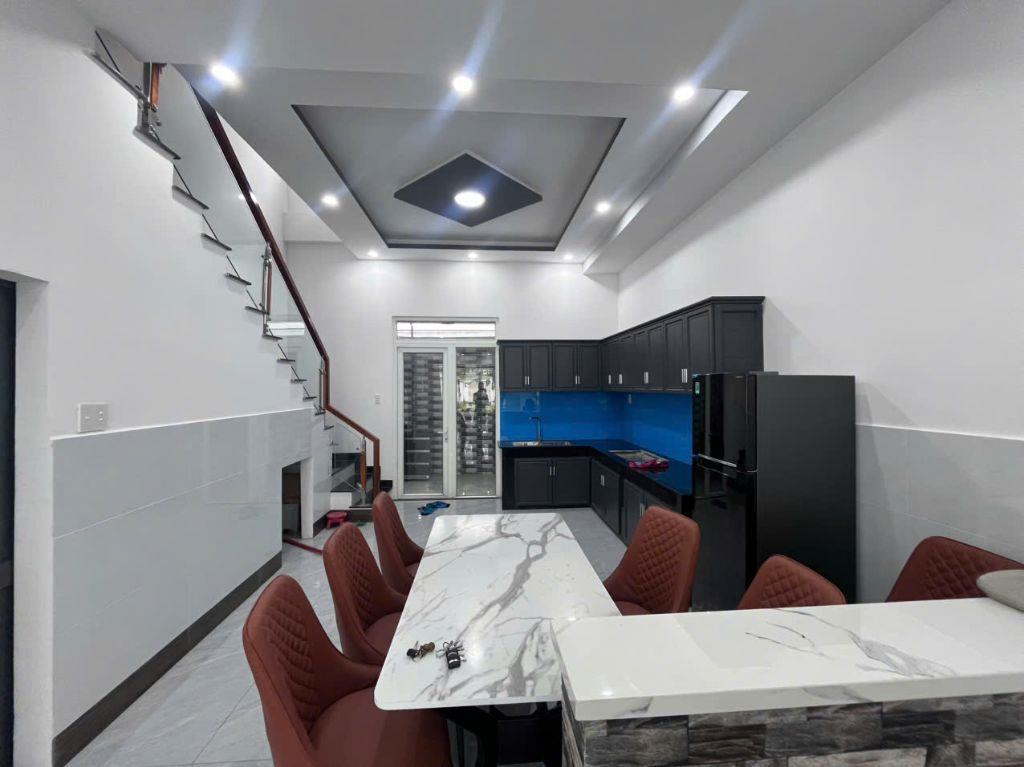 Vợ của tôi đôi ý không mua chung cư sau khi xem nhà Phúc An City 1 trệt 2 lầu
