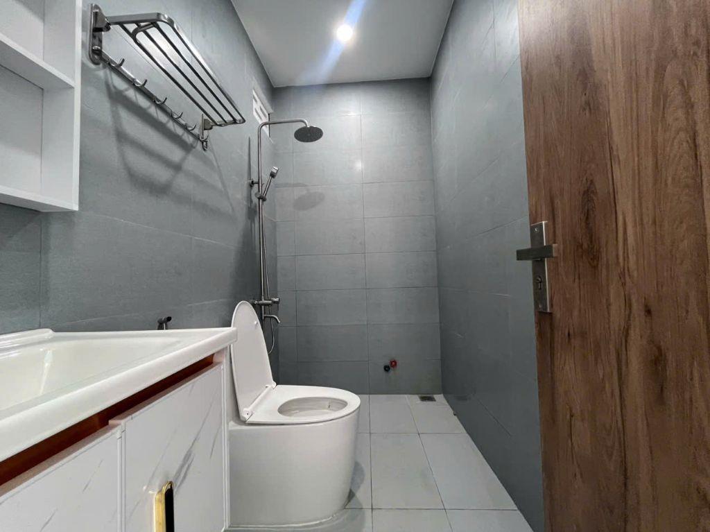 Vợ của tôi đôi ý không mua chung cư sau khi xem nhà Phúc An City 1 trệt 2 lầu