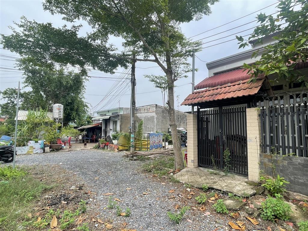 Bán đất tại hùng vương, nhơn trạch, giá cực chất 890 triệu, 107m2 hàng rẻ nhất tại khu vực