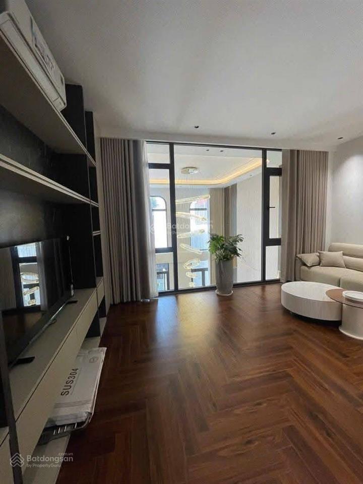 Bán nhà ngay nhổn gần đại học công nghiệp vành đai 3.5 36m2 6t, thang máy, lô góc