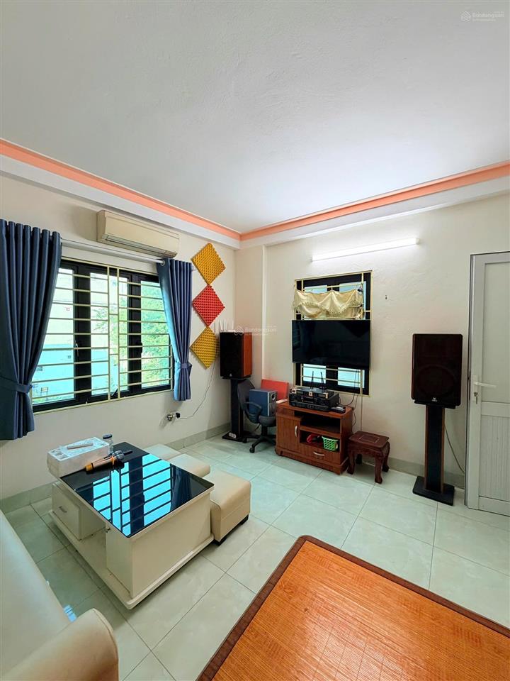 Nhà gần trung tâm trạm trôi 33m23.5t dân xây nhỉnh 4 tỷ xíu cực h.iếm