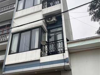 Nhà 37m23.5 tầng giang xátrạm trôi nhỉnh 4 tỷ, ô tô đỗ cửa đang cho thuê 9 tr/th