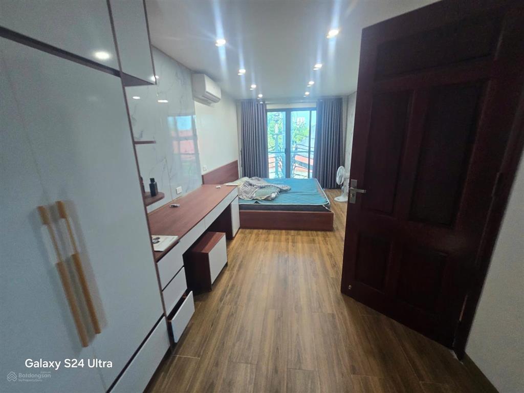B.án nhà đức thượng vị trí đẹp, ô tô tránh, kinh doanh đỉnh 40m25 tầng
