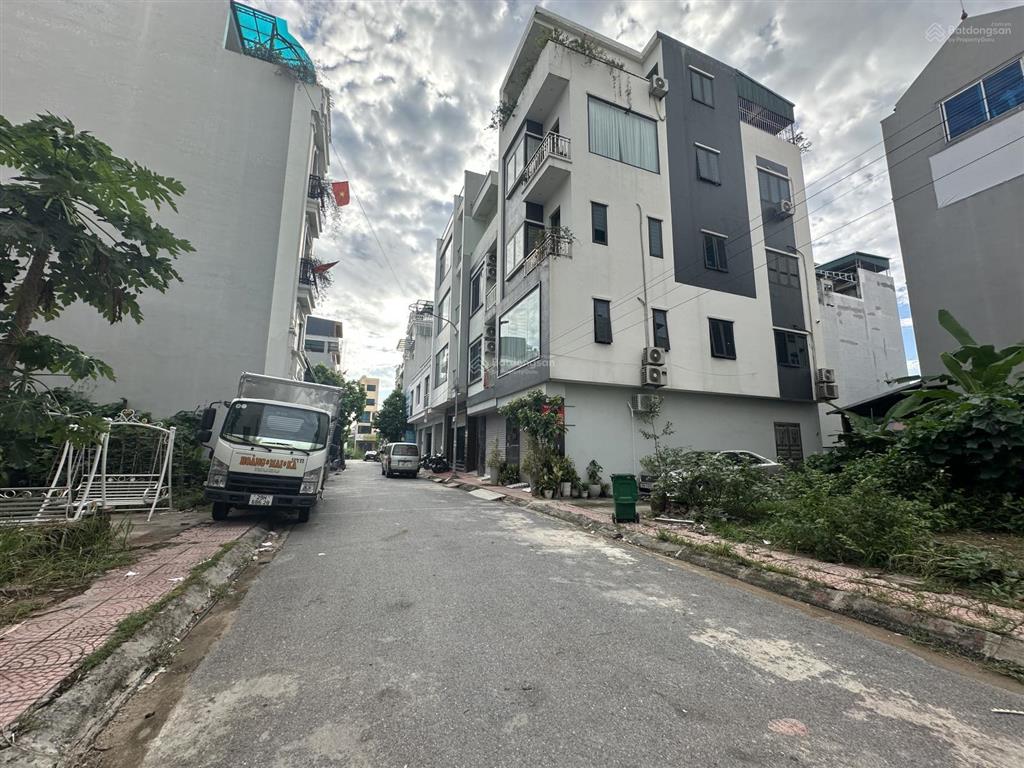 Siêu hiếm kim chung hoài đức, 75m2 phân lô, ô tô tránh, view trường học vĩnh viễn