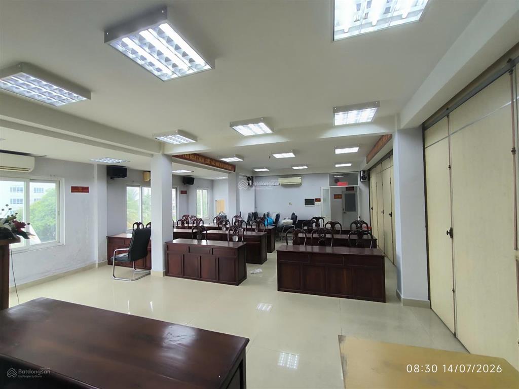 Chính chủ cho thuê văn phòng/tòa nhà mặt tiền rộng 11m  sát sân bay tân sơn nhất