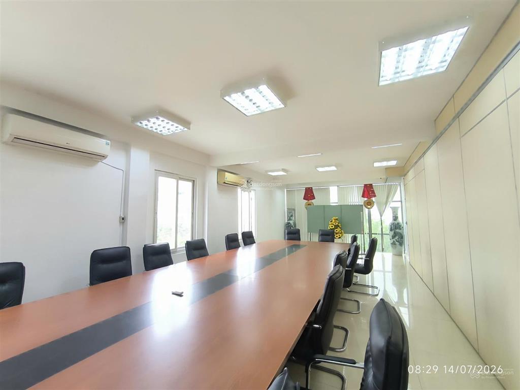 Chính chủ cho thuê văn phòng/tòa nhà mặt tiền rộng 11m  sát sân bay tân sơn nhất
