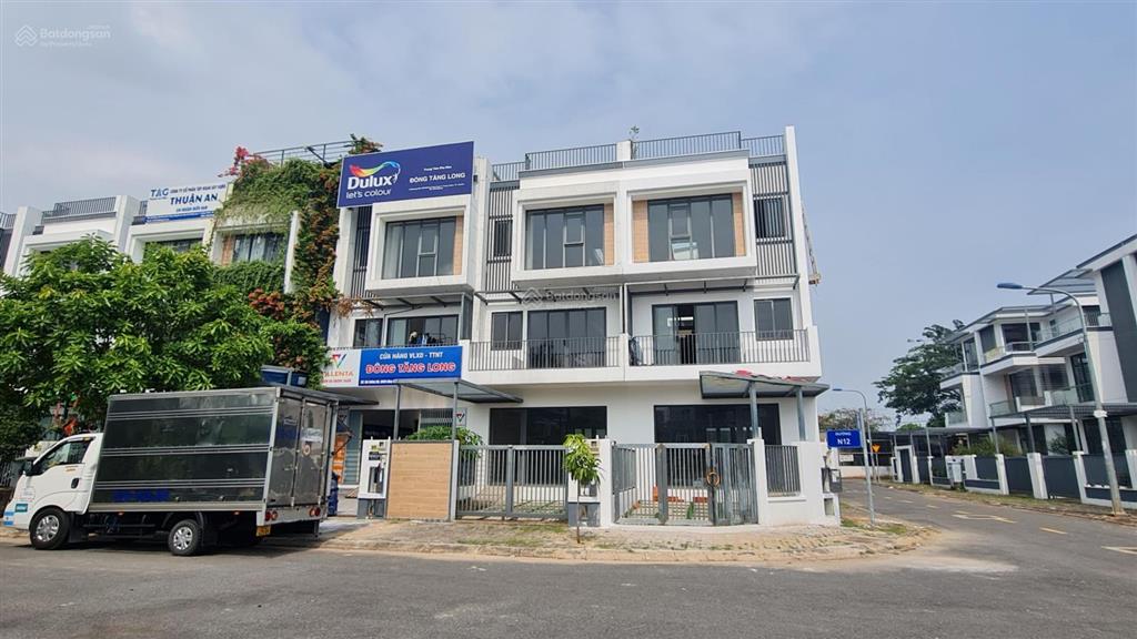 Nhà 5x20 đã hoàn thiện nội thất giá 8,3 tỷ khu đô thị đông tăng long có ngay dòng tiền cho thuê