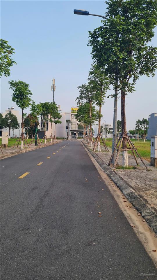 Cắt lỗ cần bán nhanh lô đất 5x20 giá 7,3 tỷ view công viên khu đô thị đông tăng long