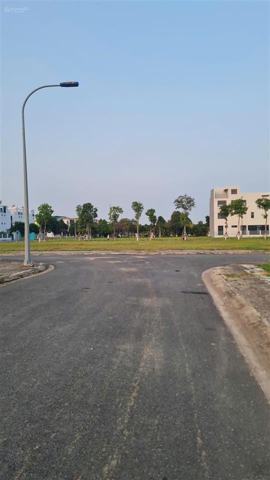 Cắt lỗ cần bán nhanh lô đất 5x20 giá 7,3 tỷ view công viên khu đô thị đông tăng long