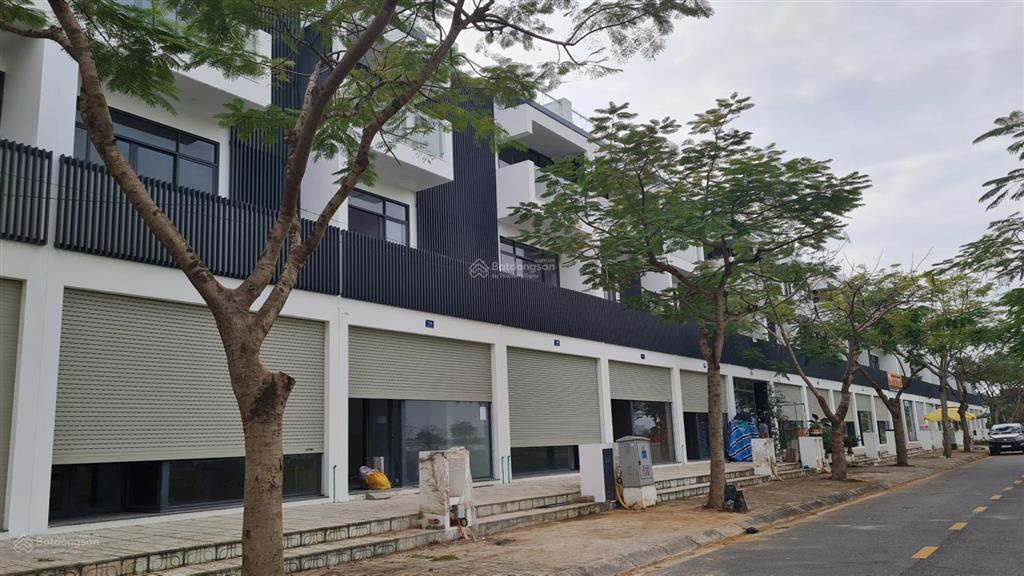 Cần ra gấp một căn shophouse 5x20 giá 9,3 tỷ khu đô thị đông tăng long quận 9 củ