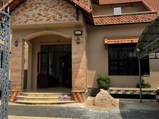 Cho thuê biệt thự 450m2 full nội thất gần cảng cái mép phú mỹ br  vt