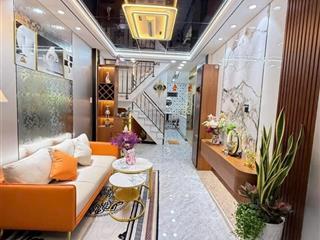 Full nội thất  nhà trường thọ giá chỉ 4.1 tỷ hiếm trong phân khúc