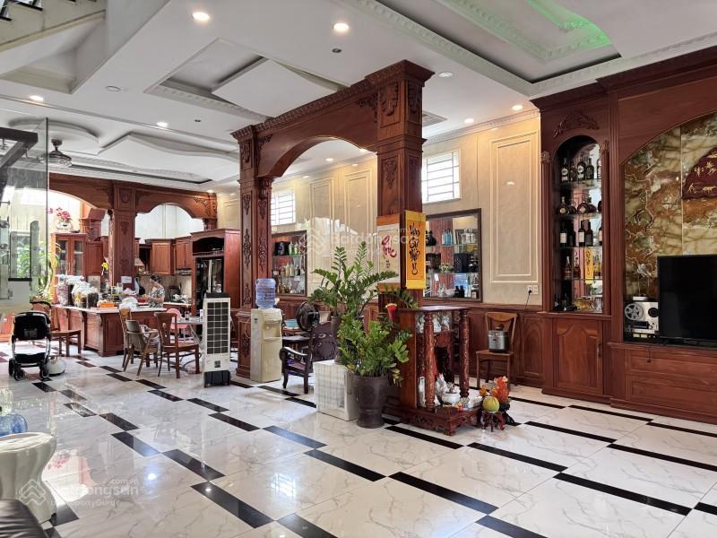Ngộp bank  đặng văn bi  sát ga metro  170m2  ngang khủng 8.6m  3tầng btct  hẻm xe hơi