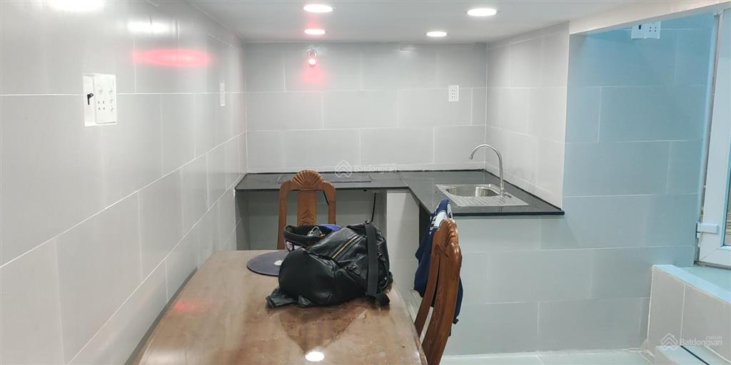 Chính chủ cho thuê nhà mới đẹp 2pn số 43/3 đường bình tây, phường 1, quận 6, nội thất đầy đủ