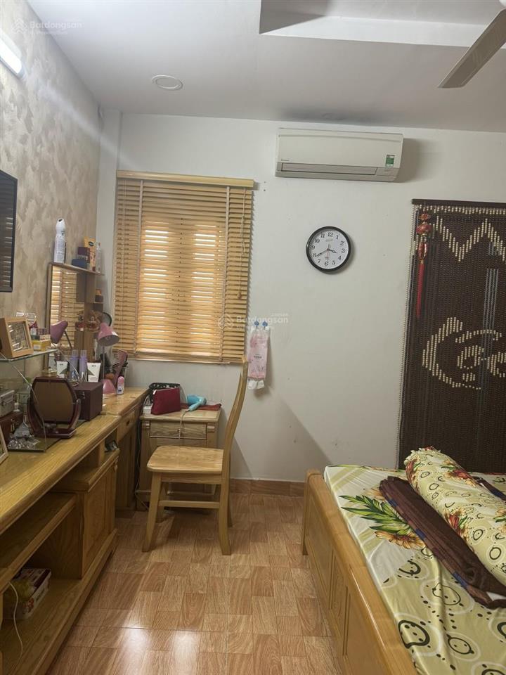 Bán nhà góc 2 mặt hẻm xe hơi đường tô hiến thành q10. dt 10x17m (nh 11m)  dtcn 152m2  giá 35 tỷ