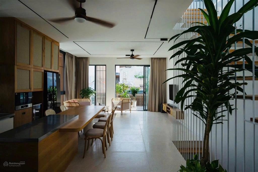 Bán nhà mặt tiền đường trường sơn khu cư xá bắc hải quận 10. dt 7.5x20m  4 tầng  giá chỉ 48.5 tỷ