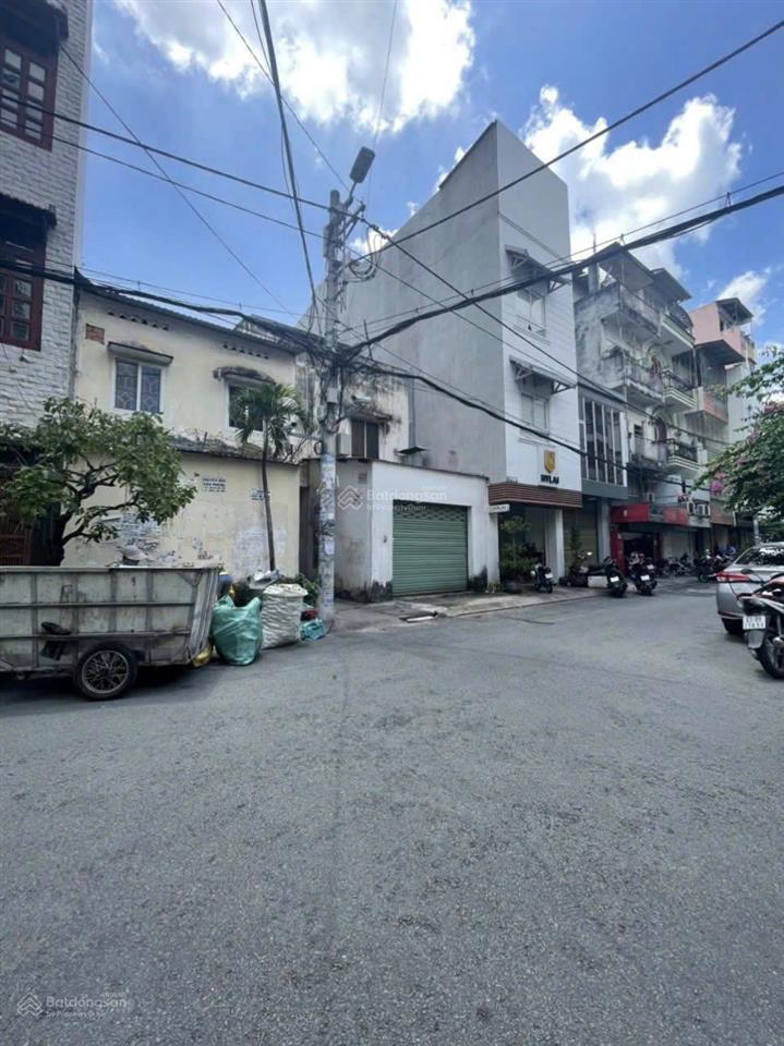 Bán nhà 3 mặt tiền đường 3 tháng 2 phường 14 quận 10. dt 4x24m  nhà 3 tầng  giá 33.5 tỷ