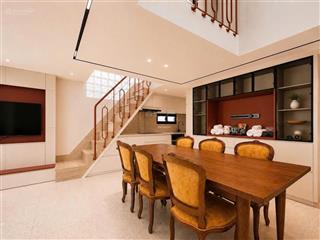 Bán nhà hẻm xe hơi đường tô hiến thành p13 quận 10. dt 6x17.1m  3 tầng  dtcn 102.6m² giá 14,8 tỷ