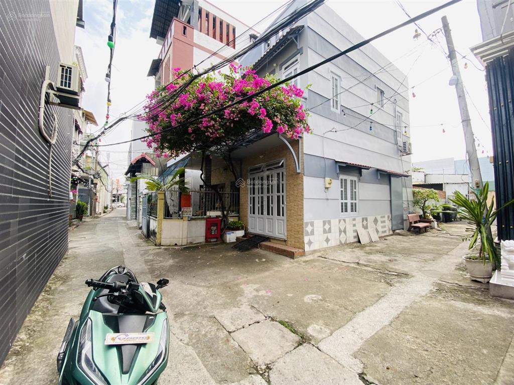Lô đất lớn tiện xây chdv đường thông thoáng, bán gấp giá tốt, đất nở hậu tài lộc 139m2 0939 415 ***