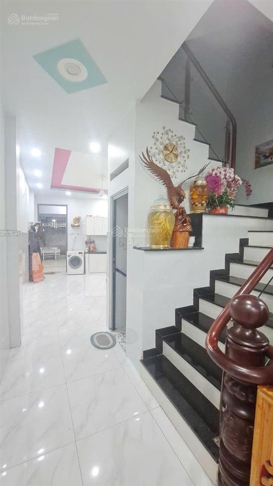 Nhà 3 tầng đầy đủ công năng, sổ hồng đã hoàn công 87m2 4pn 4wc (4x22) nhỉnh 6 tỷ.  0939 415 ***