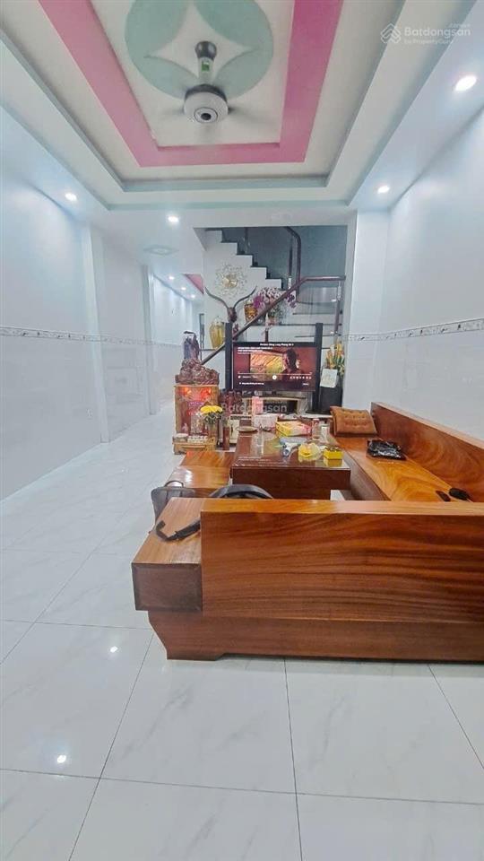 Nhà 3 tầng đầy đủ công năng, sổ hồng đã hoàn công 87m2 4pn 4wc (4x22) nhỉnh 6 tỷ.  0939 415 ***