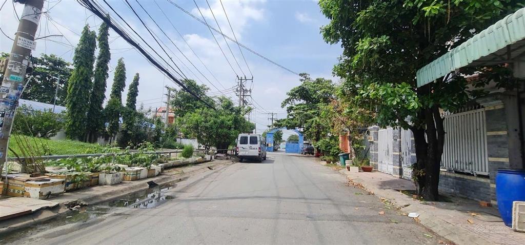 Cần tiền bán nhanh lô đất hẻm xe hơi đs 11 linh xuân, shr, hệ số xd cao, 72m2 (5.5x15) 0939 415 ***