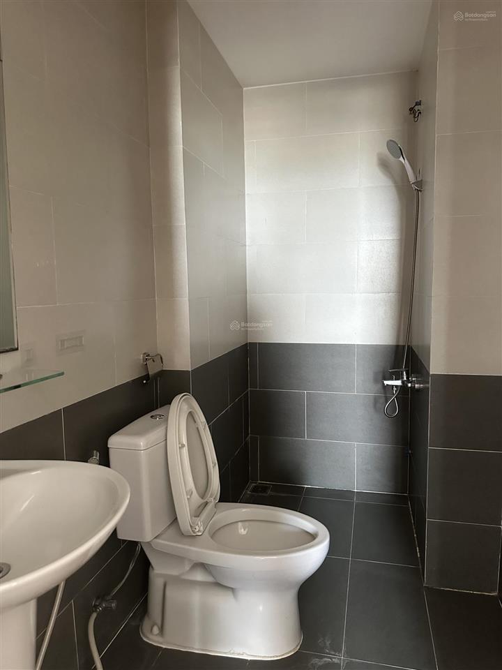Bán gấp căn hộ 2pn 2wc tầng thấp fresca riverside bình chiểu. giá 2,895 tỷ hỗ trợ vay, có nội thất