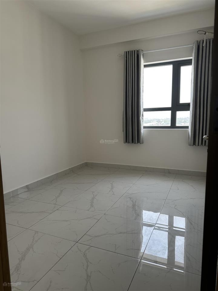 Bán gấp căn hộ 2pn 2wc tầng thấp fresca riverside bình chiểu. giá 2,895 tỷ hỗ trợ vay, có nội thất
