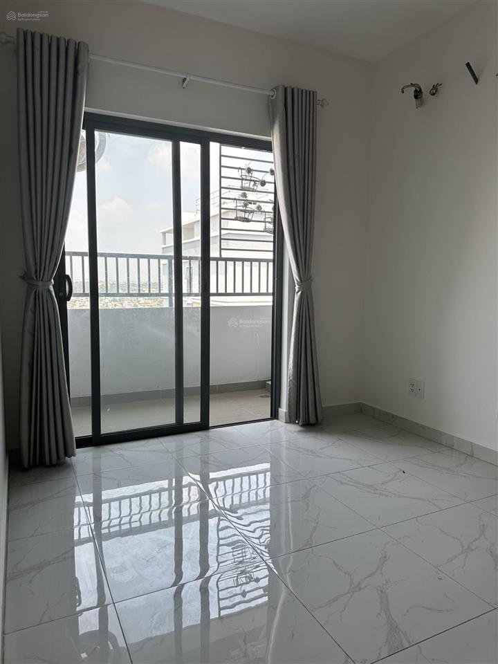 Bán gấp căn hộ 2pn 2wc tầng thấp fresca riverside bình chiểu. giá 2,895 tỷ hỗ trợ vay, có nội thất