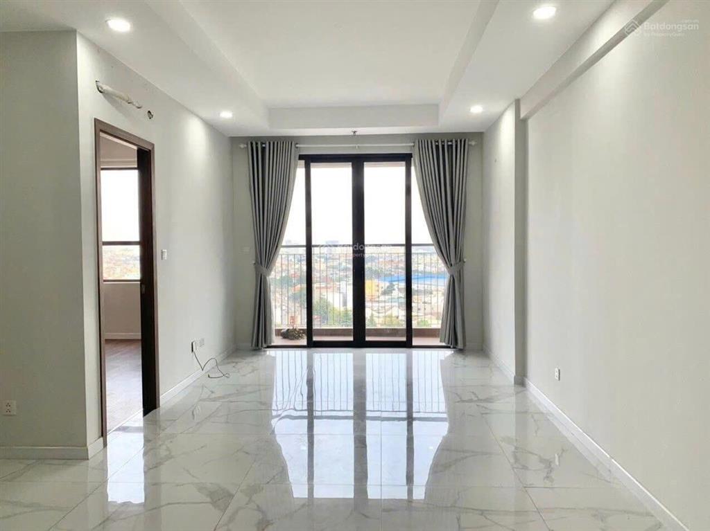 Cho thuê căn hộ mặt tiền phạm văn đồng gần đại học quốc gia, đh ngân hàng 85m2 2pn 2wc 9tr/th