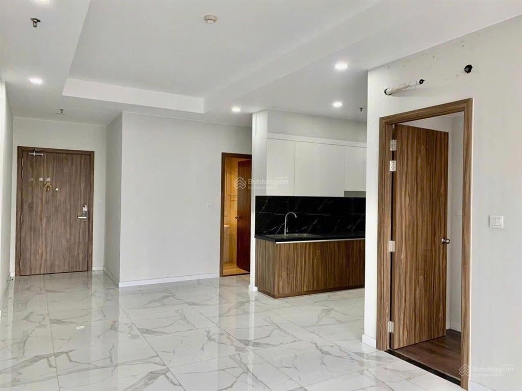 Cho thuê căn hộ mặt tiền phạm văn đồng gần đại học quốc gia, đh ngân hàng 85m2 2pn 2wc 9tr/th