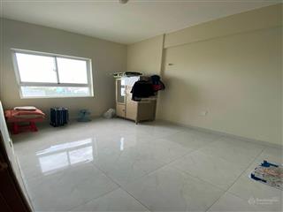 Về quê gấp bán nhanh căn hộ 2pn 2wc căn góc 61.48m2 có ban công, tầng thấp, chung cư tdh riverview