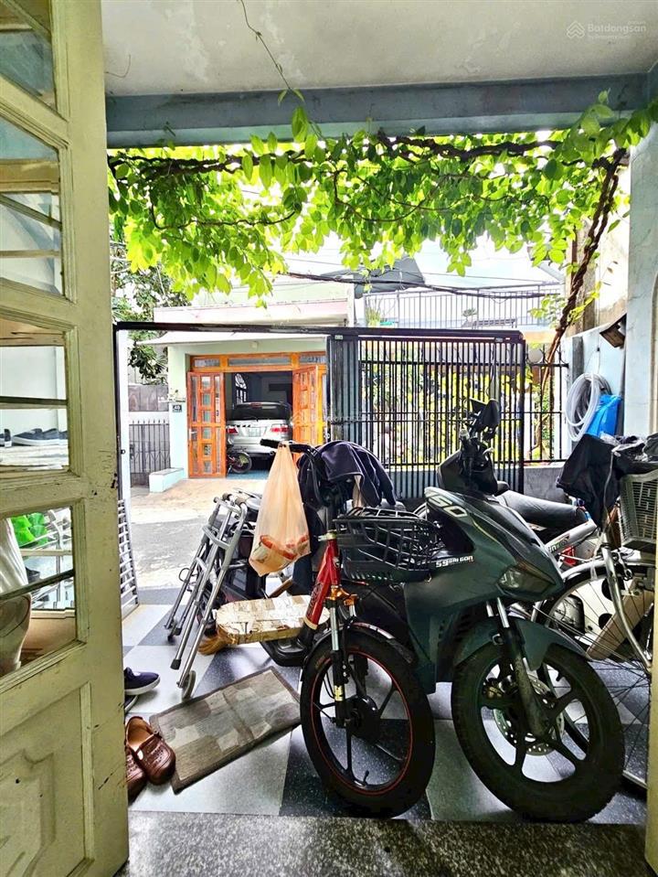 Nhà 2 tầng ngay tô ngọc vân gần bệnh viện thủ đức, shr hoàn công 45m2 (vuông vức) hẻm xe hơi 4.1tỷ