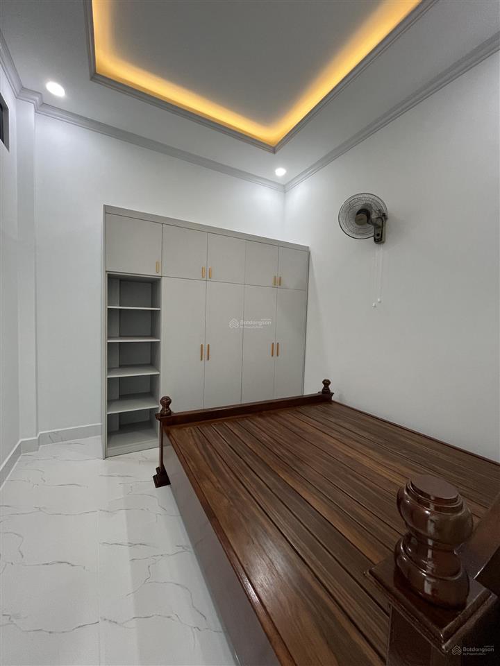 Bán gấp căn nhà vừa xây mới 100%.