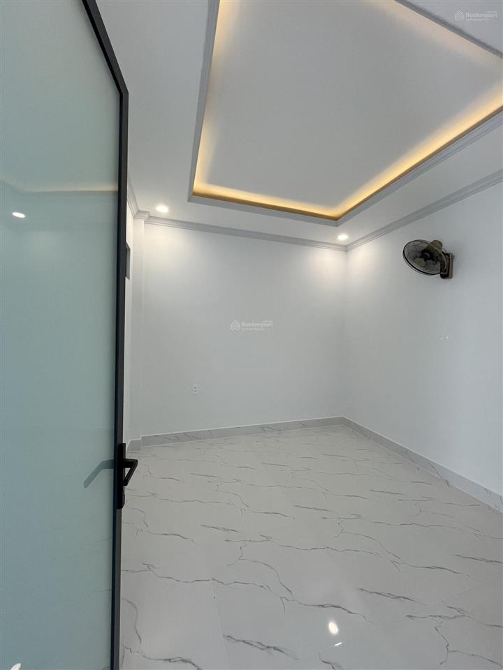 Bán gấp căn nhà vừa xây mới 100%.