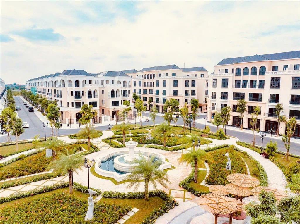 Bán gấp xẻ khe nhà vườn sát công viên 98m2 chà là vinhomes ocean park 2  9,65 tỷ