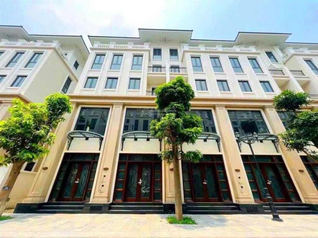 Bán gấp liền kề thời đại 60m gần chung cư vinhomes ocean park 2  7,5 tỷ