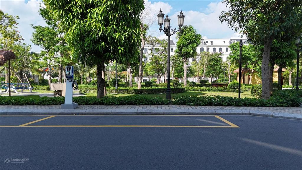 Chính chủ bán 13.5 tỷ song lập chà là 127,5m view công viên vinhomes ocean park 2